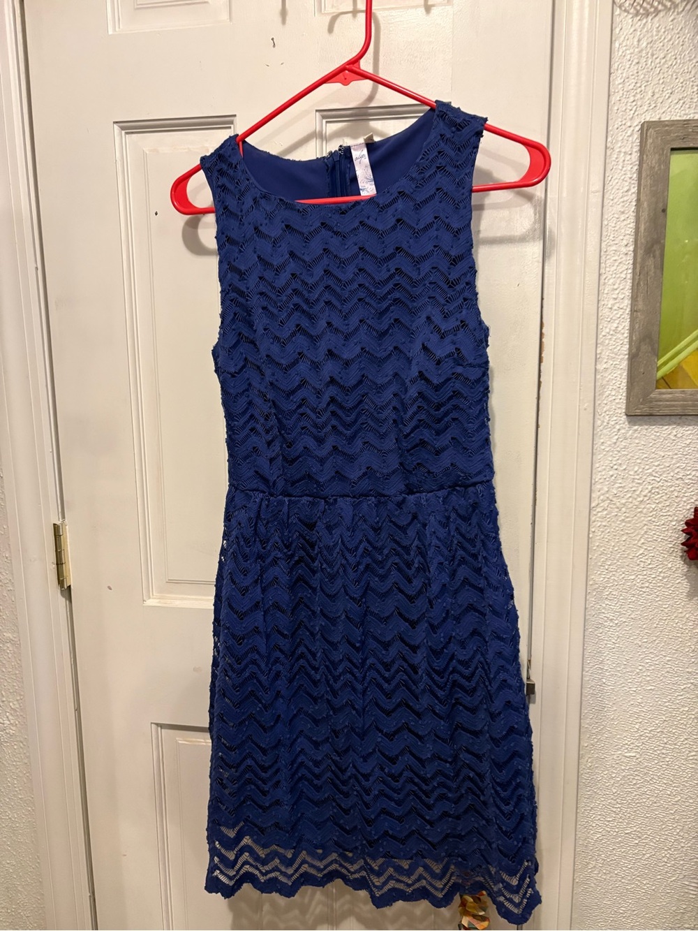 Alya Royal Blue Chevron Lace Sleeveless Dress